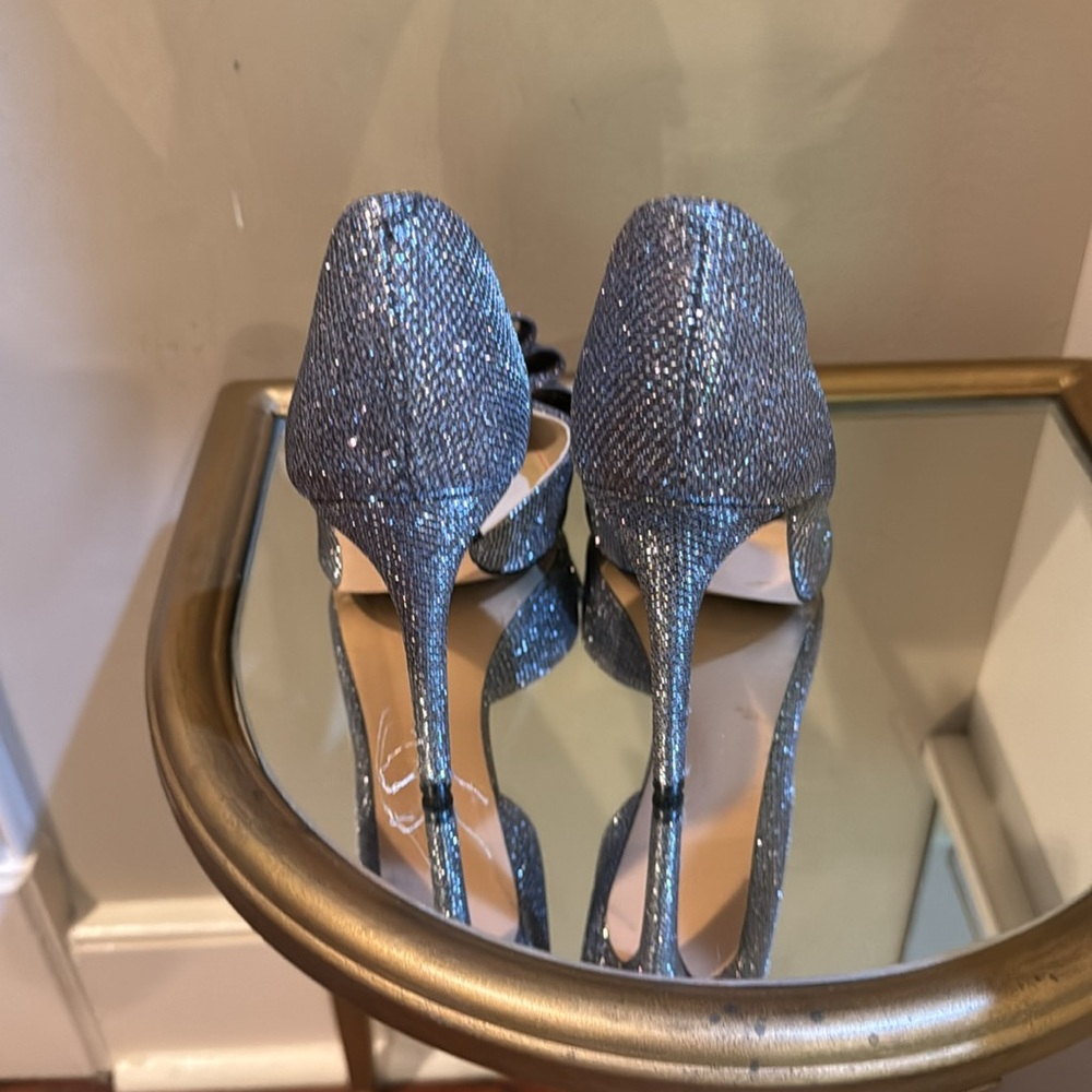 High Heels - Picture 3 of 5